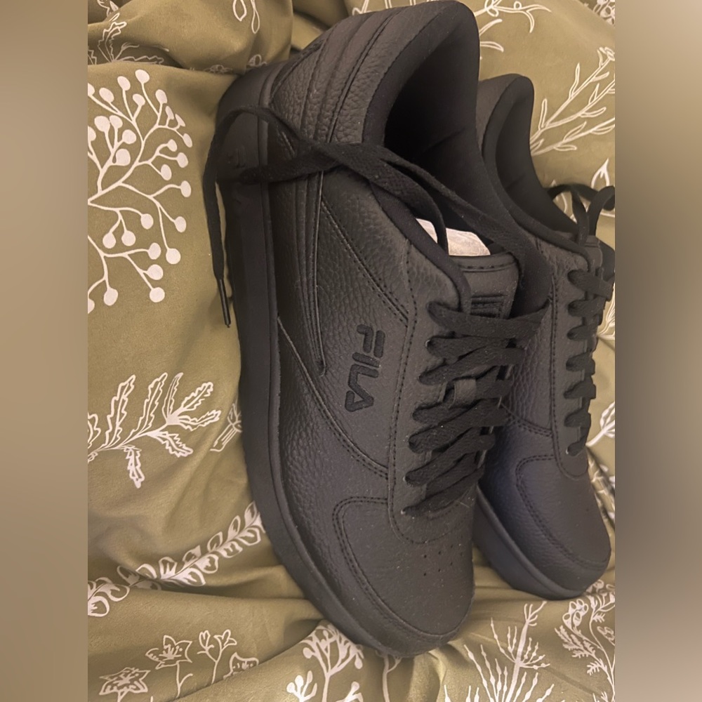 Fila men shoes black brand new